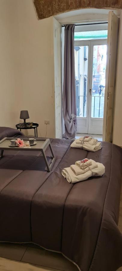 Bed and Breakfast Le Ginestre In Centro Salerno Zewnętrze zdjęcie