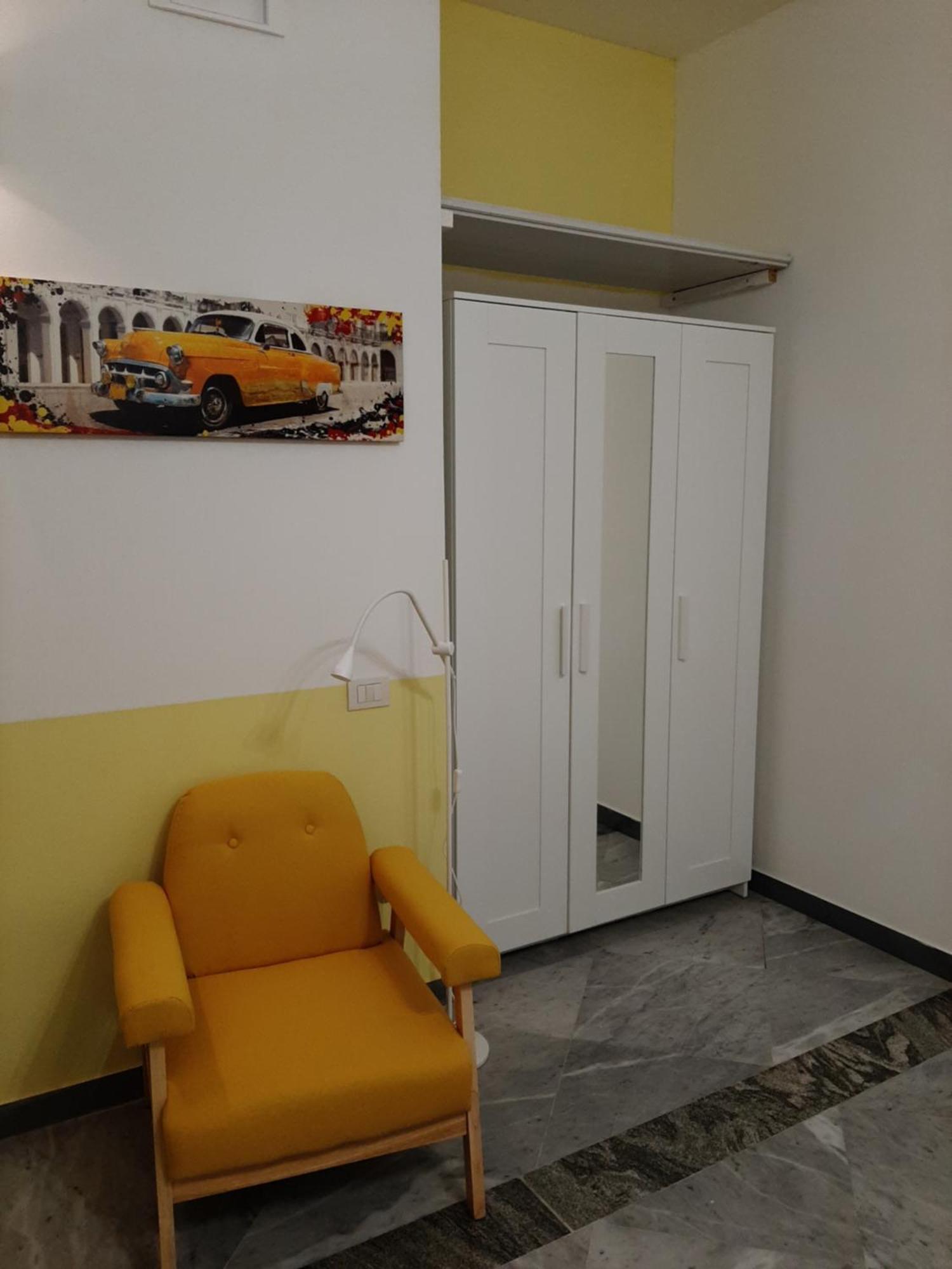 Bed and Breakfast Le Ginestre In Centro Salerno Pokój zdjęcie